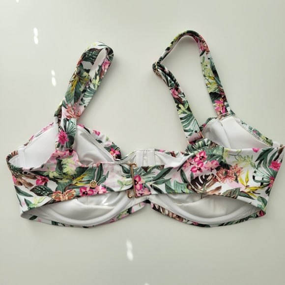 Essential Wicked Bikini Top in Palm Print - Picture 5 of 7